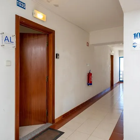 Appartement Lovelystay - Sunny Apartment In Praia Da Rocha *