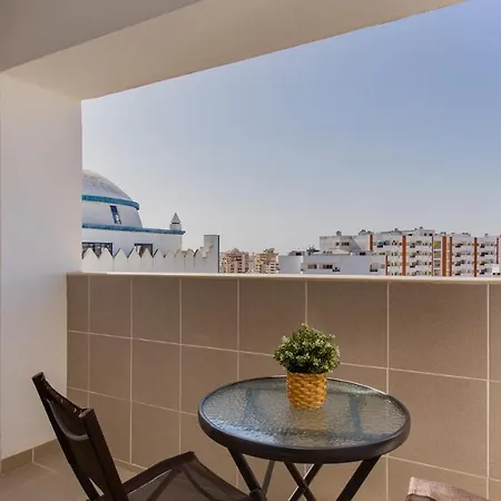Apartmán Lovelystay - Sunny Apartment In Praia Da Rocha *