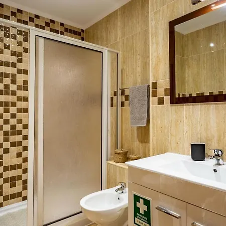 Appartement Lovelystay - Sunny Apartment In Praia Da Rocha